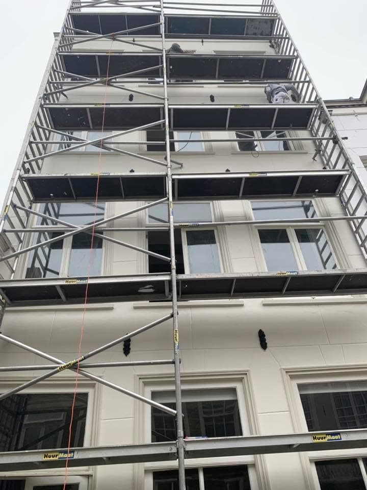 Gevelrenovatie in uitvoering