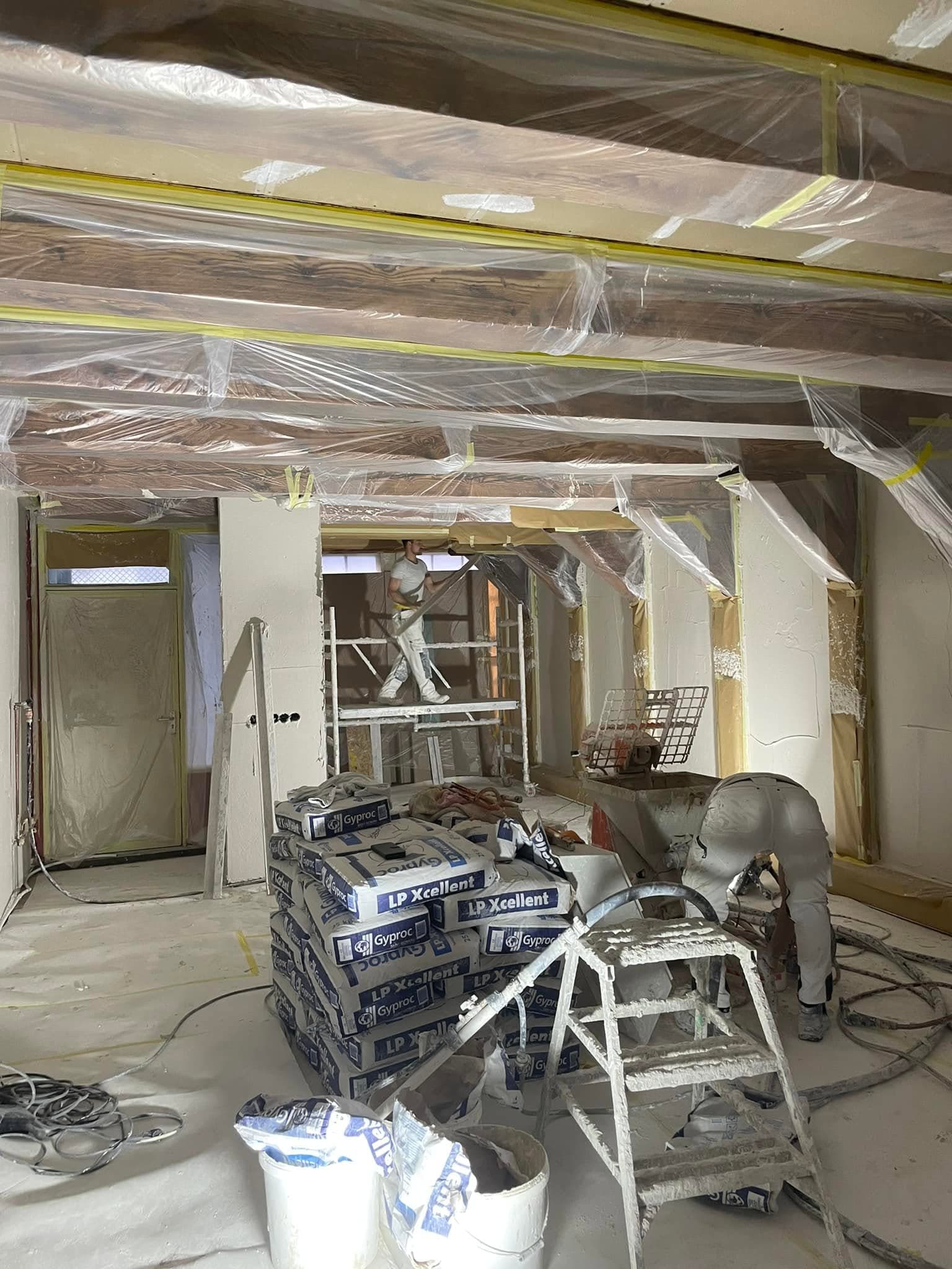 Stucwerk in uitvoering